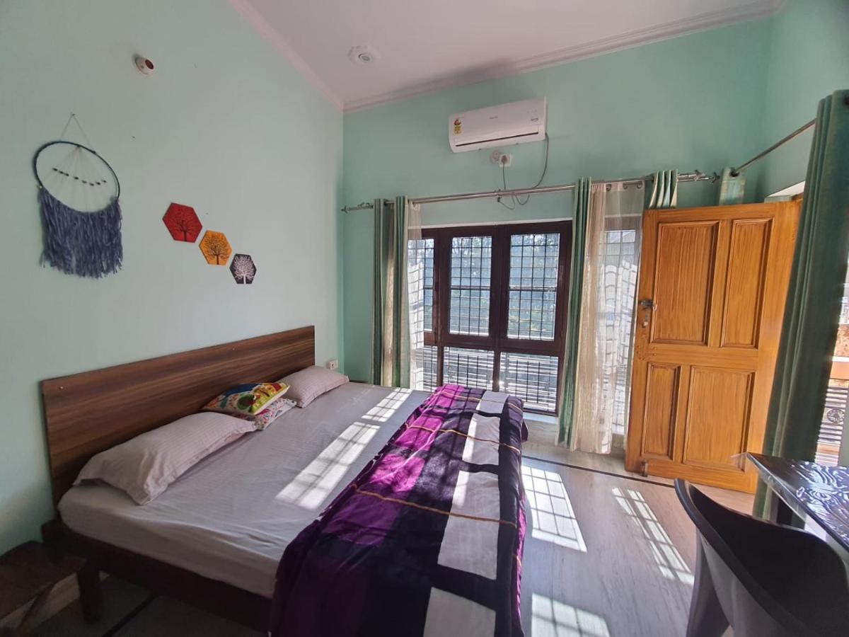 Nature View Homestay 데라둔 객실 사진